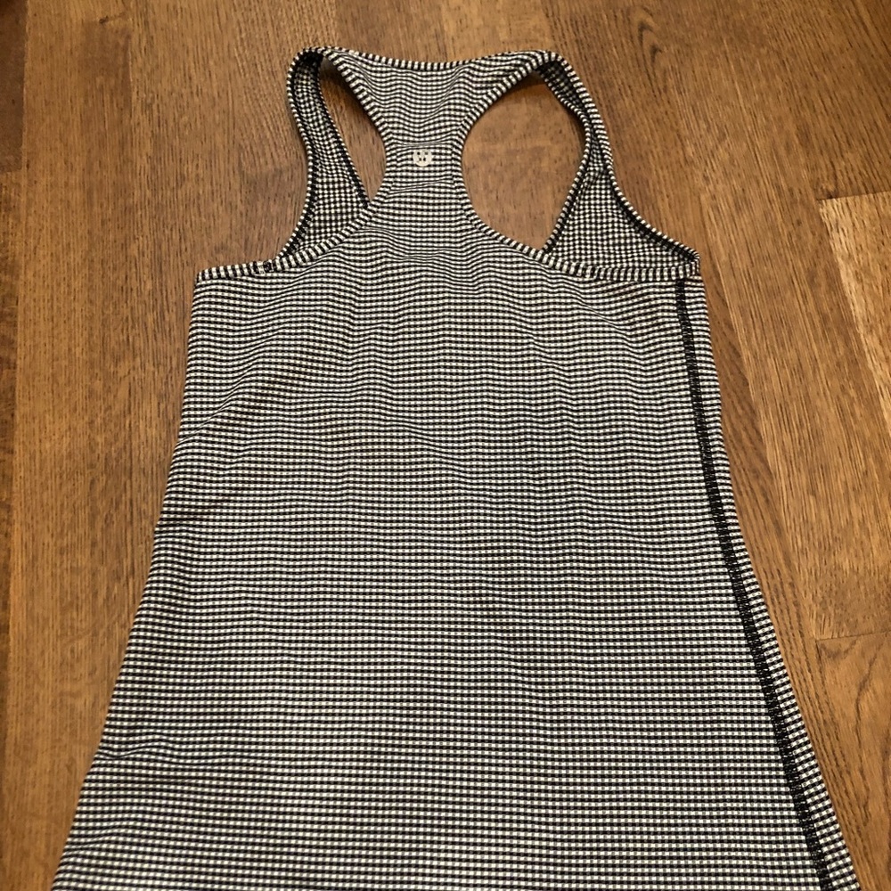 🍋 lululemon gingham cool razorback tank top - Picture 5 of 6